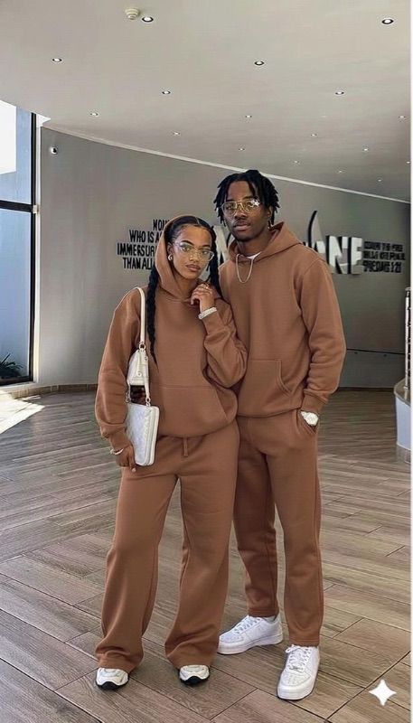 Ensemble pull et jogging 