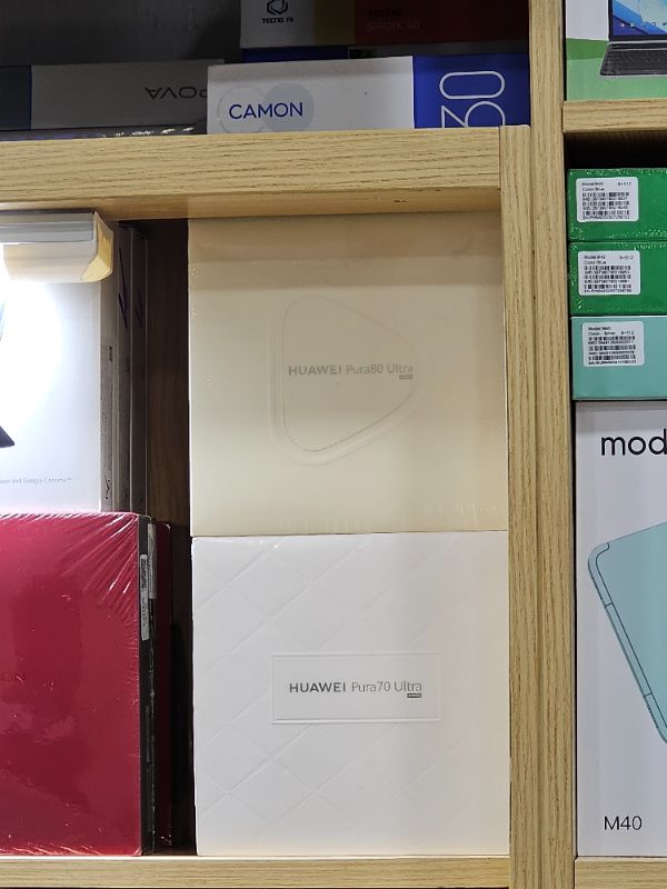 Huawei pure 80 ultra 512GB ram16 